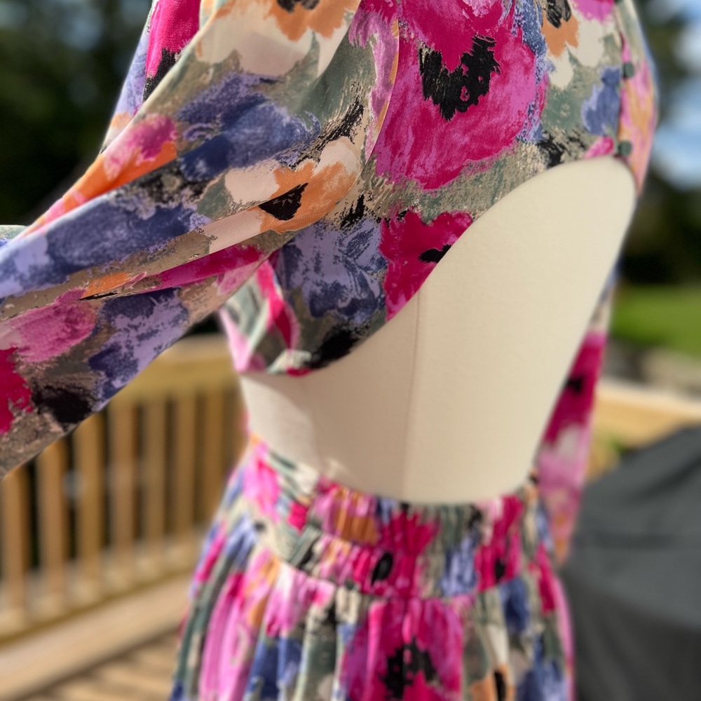 Entro Multicolor Long Sleeve Floral Cut Out Sienna Maxi Dress Size Small NWT - Picture 8 of 14